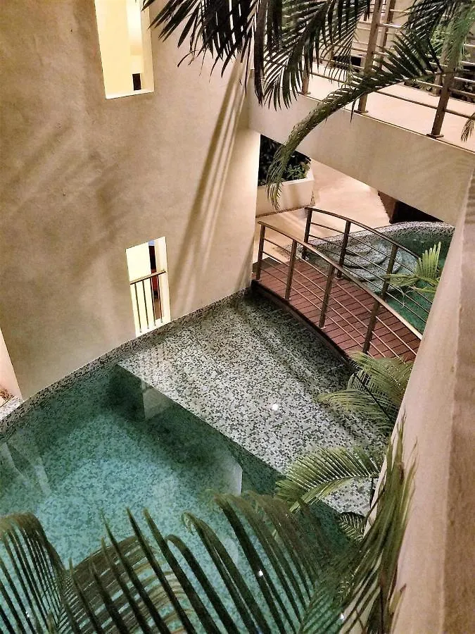 Stunning 1 Bedroom 1 Bathroom Modern Condo Few Blocks To The Beach And 5Th Avenue Playa del Carmen 0*,